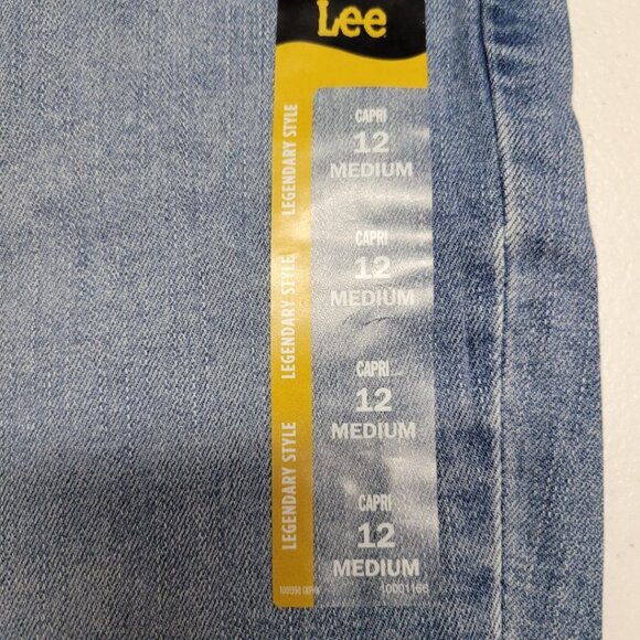 Lee Capri Jeans Womens 12 Medium Mid Rise Legendary Style Light Blue Tags - Picture 8 of 9